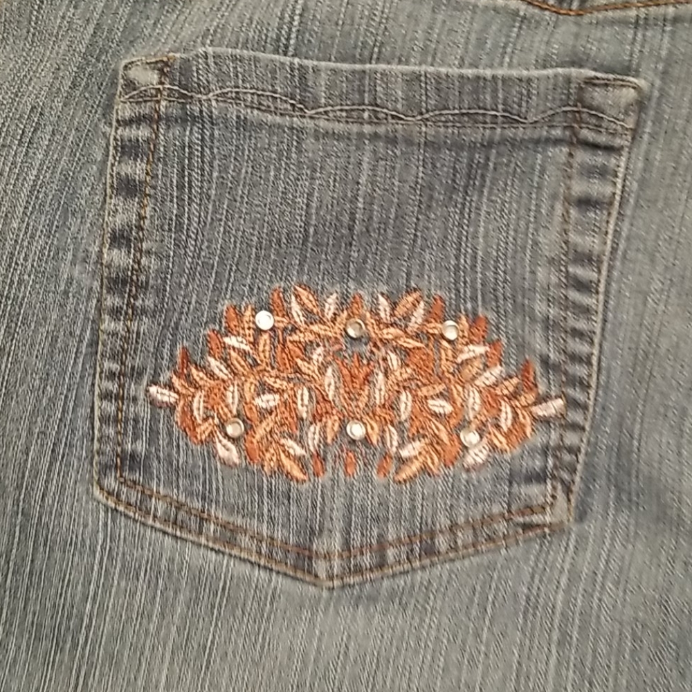 Jeans - Picture 4 of 4